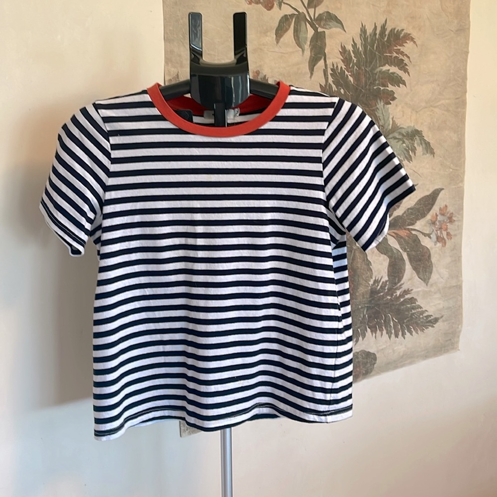 Tee shirt